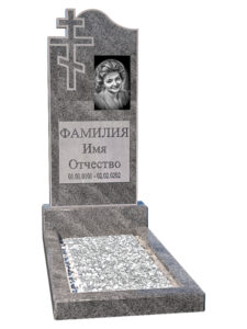 Мраморный памятник с крестом
